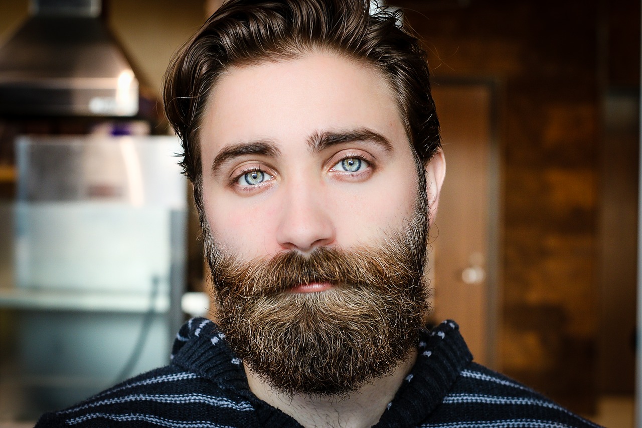 Tailler sa barbe : guide d'entretien de barbe