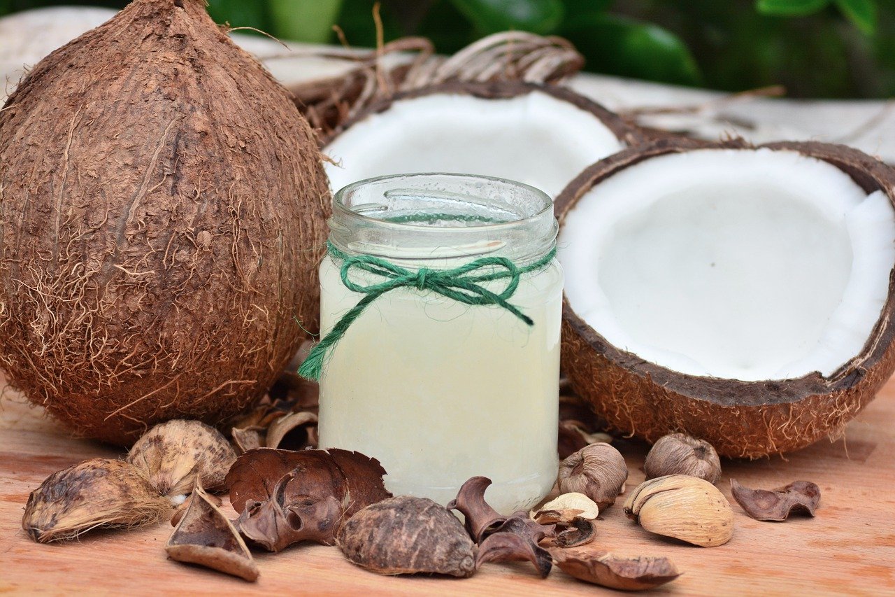 BeautéFacile : l’huile de coco pour embellir son visage !