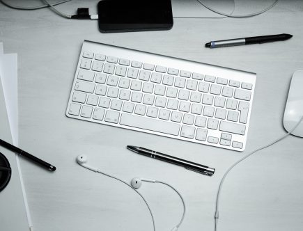 ERGO-SITE : les avantages de la souris verticale et comment l’utiliser correctement